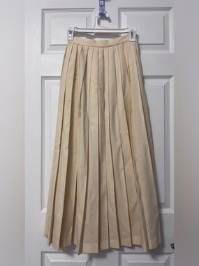 100% wool High-Waist Cream Pleated Maxi Skirt